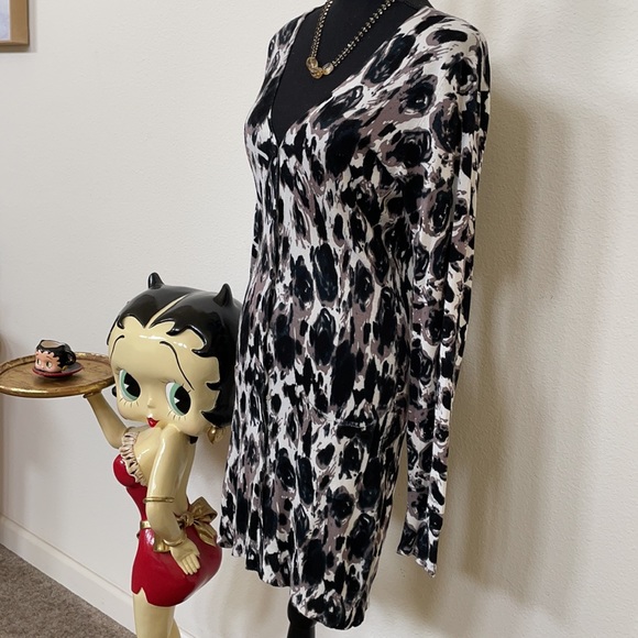 Paris Dreams Long Sleeved Mini Dress Size M - Picture 3 of 6